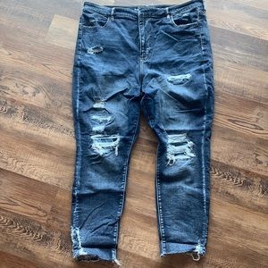 Women’s American Eagle Jeans - Destroyed/Distressed: SuperHigh Rise Jegging
